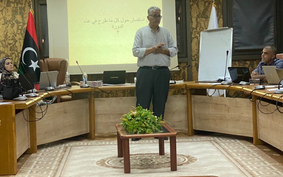 اختتام الدورة التدريبية المتخصصة في SPSS المستوى الأول