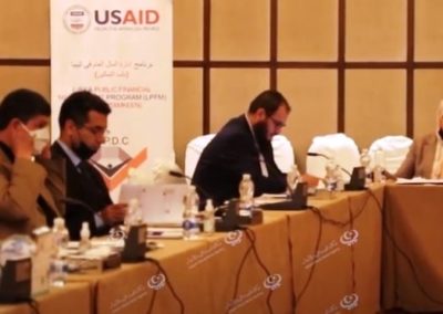 مشاركة مدير المركز ضمن جلسة حوارية بين القطاعين العام والخاص